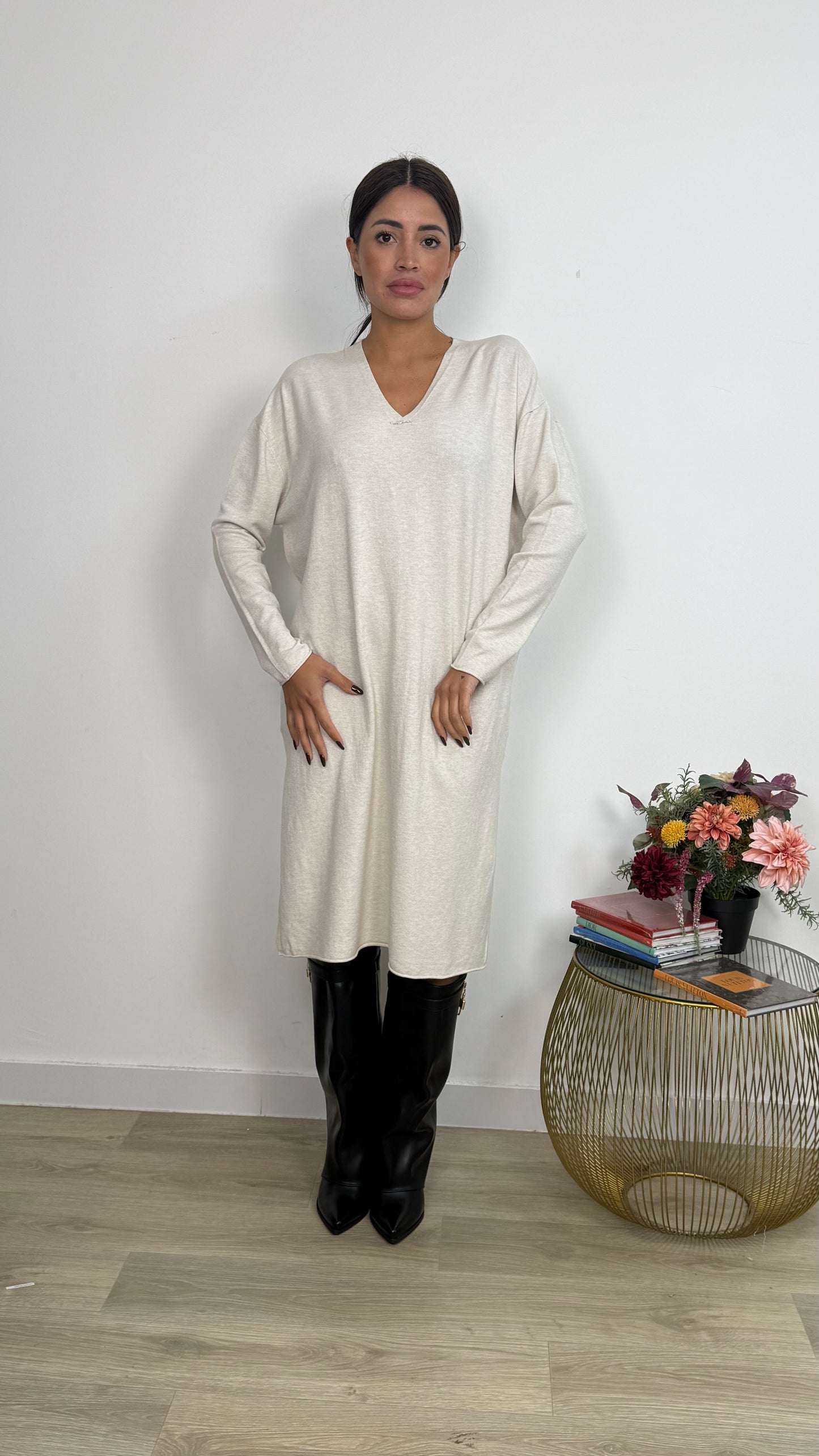 Vestito in Maglia a Maniche Lunghe con lo Spacco