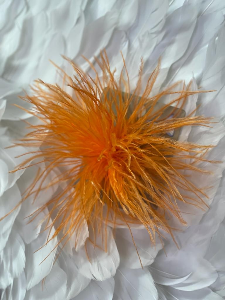 Spilla con piume piccola