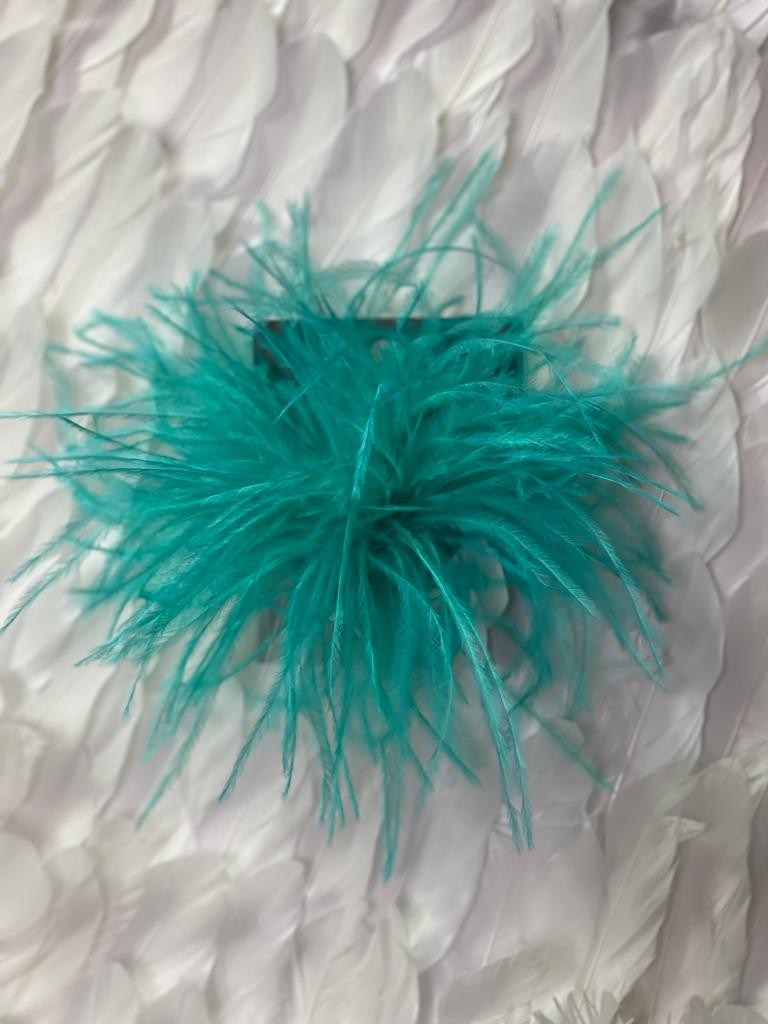 Spilla con piume piccola