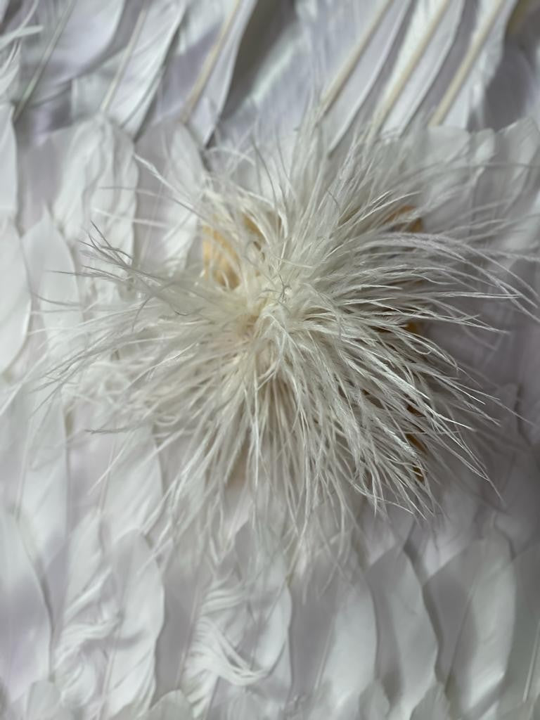 Spilla con piume piccola