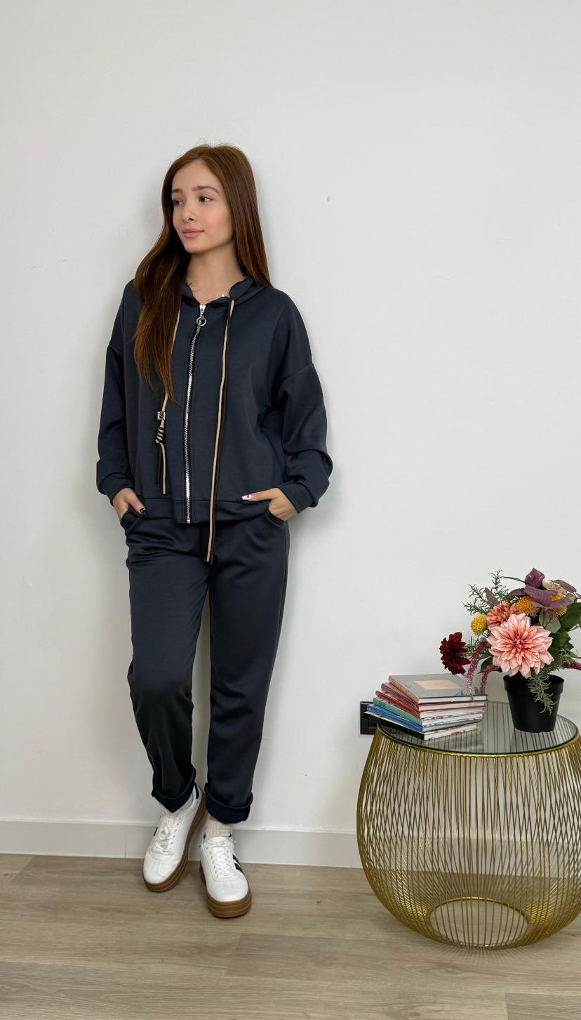 Completo felpa pantalone con doppio lacci