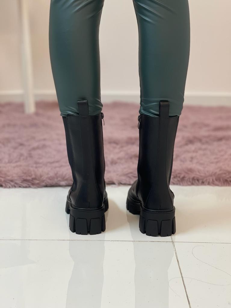 Stivaletto con rialzo
