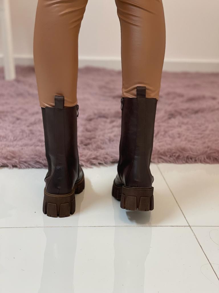 Stivaletto con rialzo