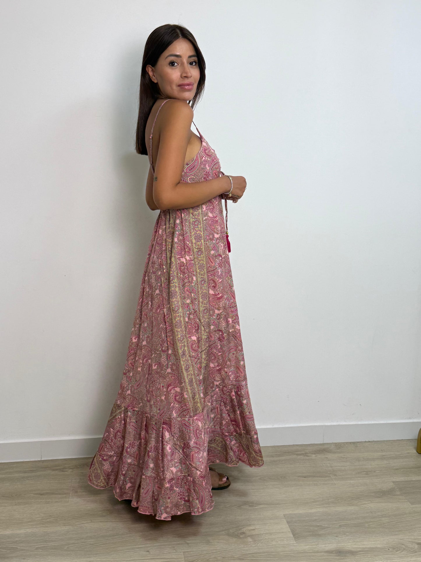 Abito Yuli