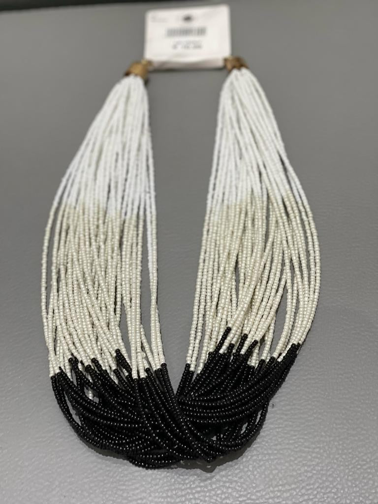Collana tricolor con perline