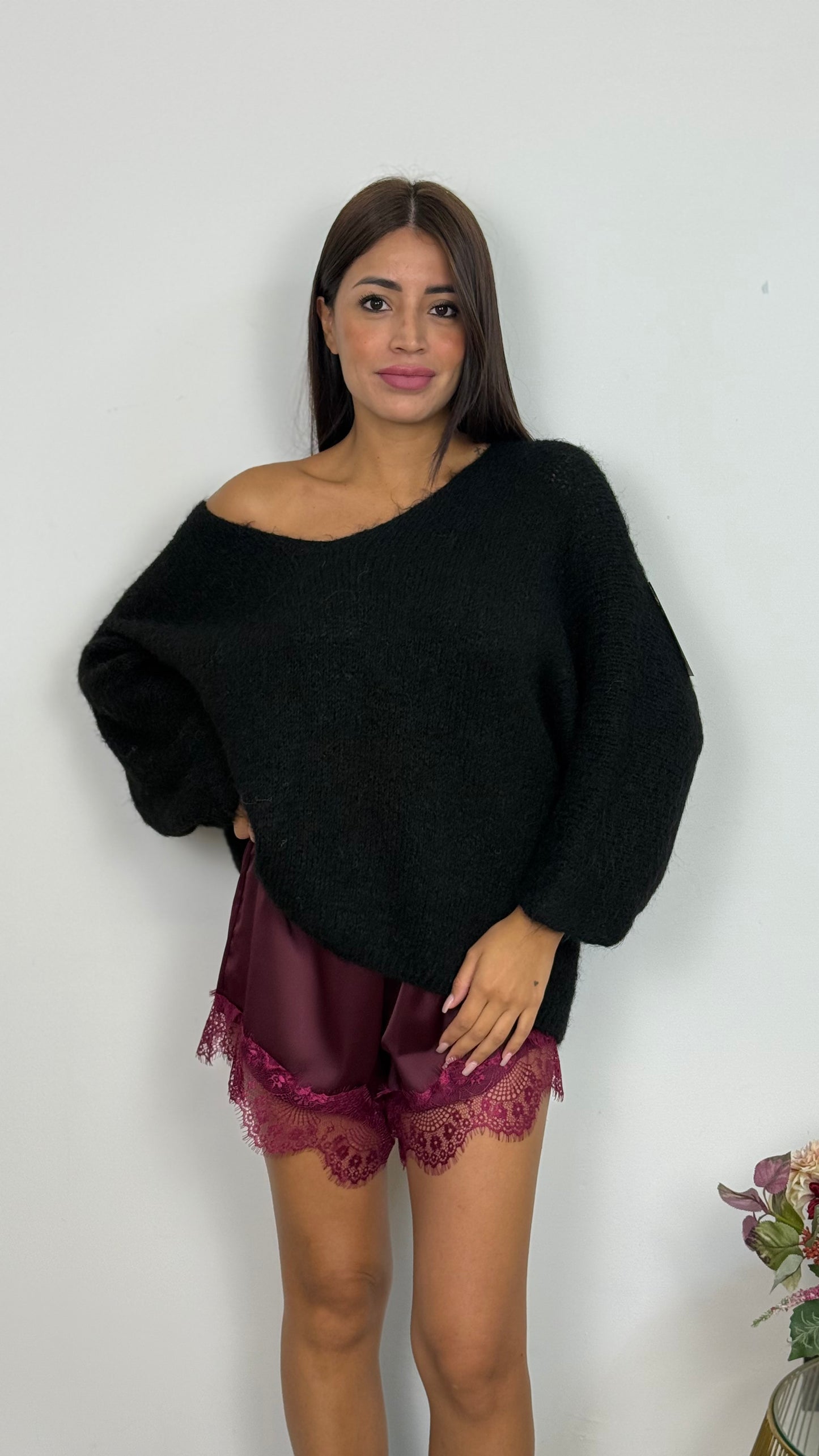 Short con pizzo