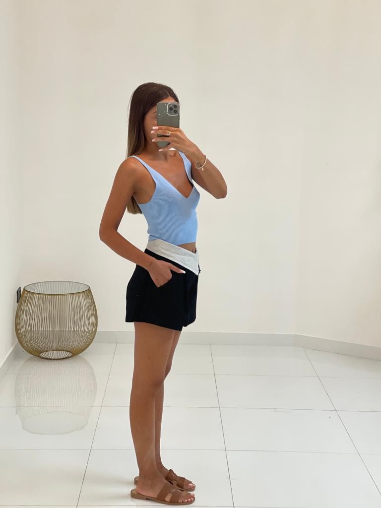 Top scollo V