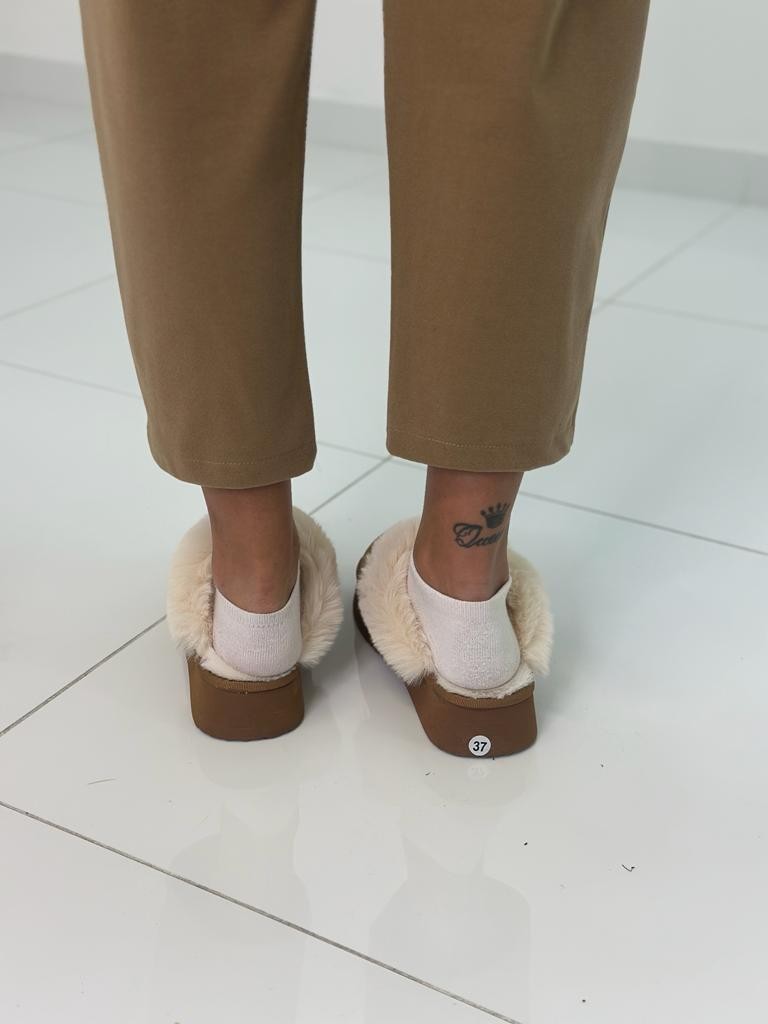 Ciabatta con pelo platform