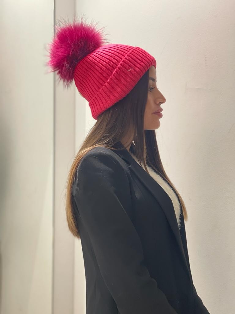 Cappello con pompom