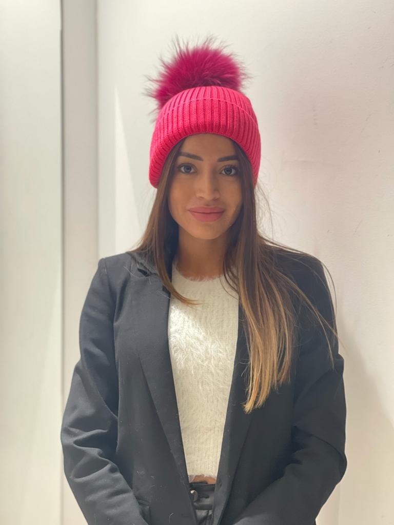 Cappello con pompom