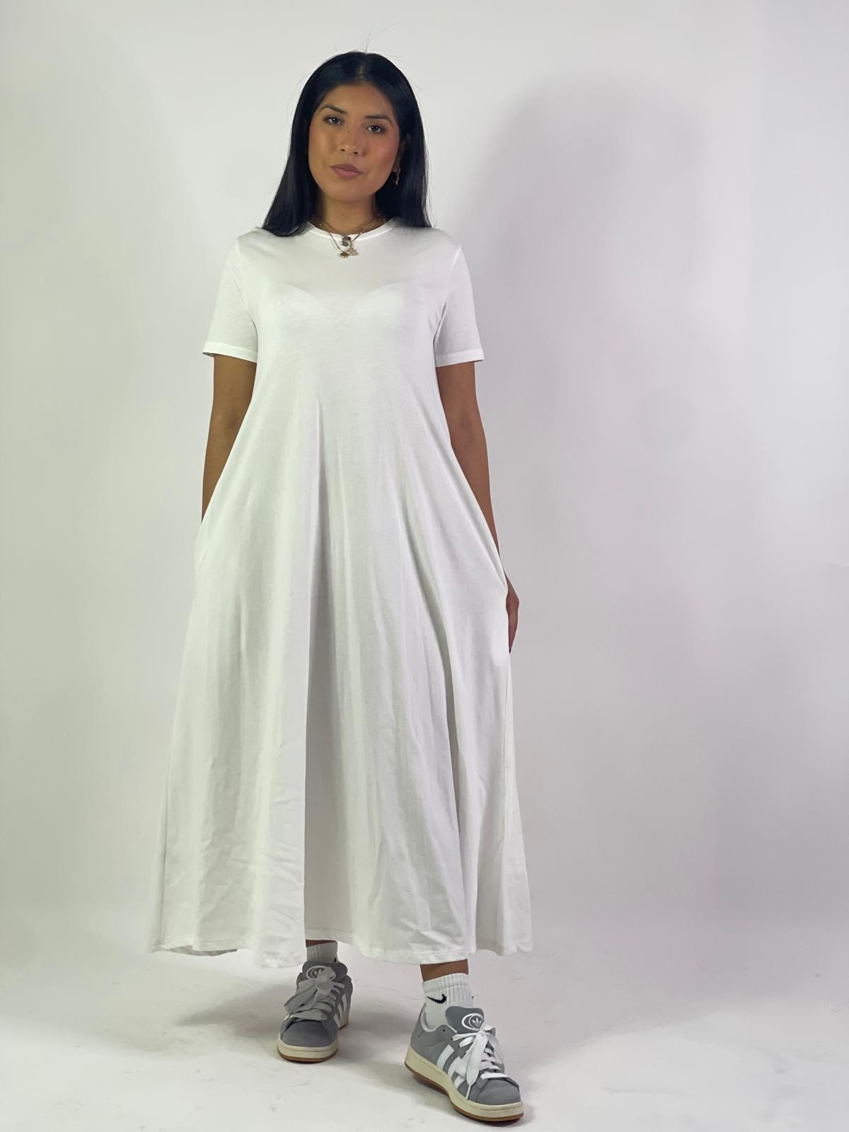 Abito T-shirt lumina