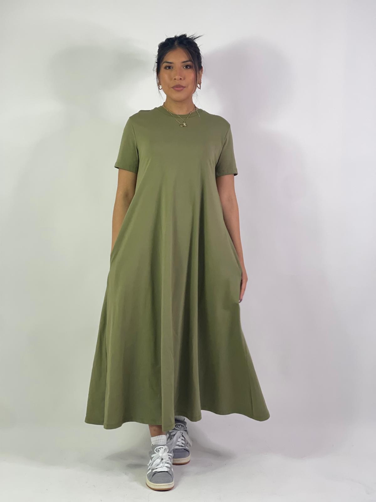Abito T-shirt lumina