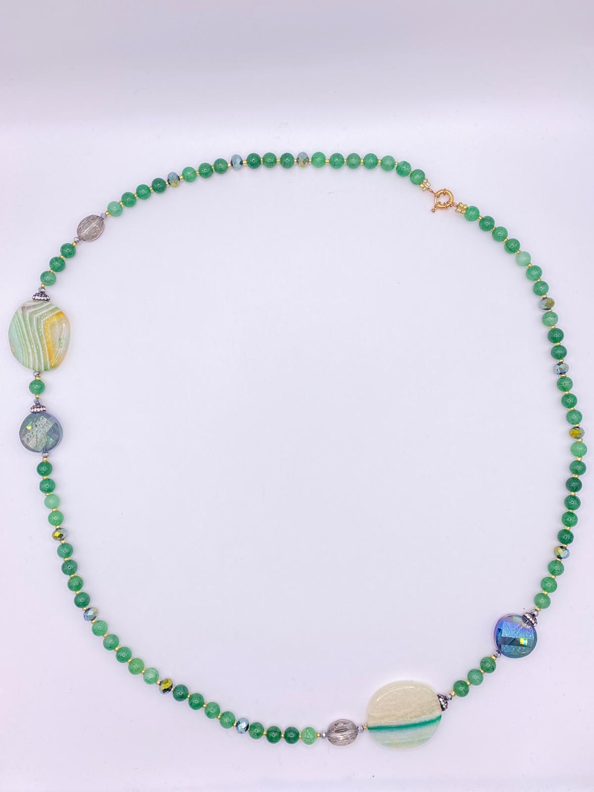Collana lunga con pietre