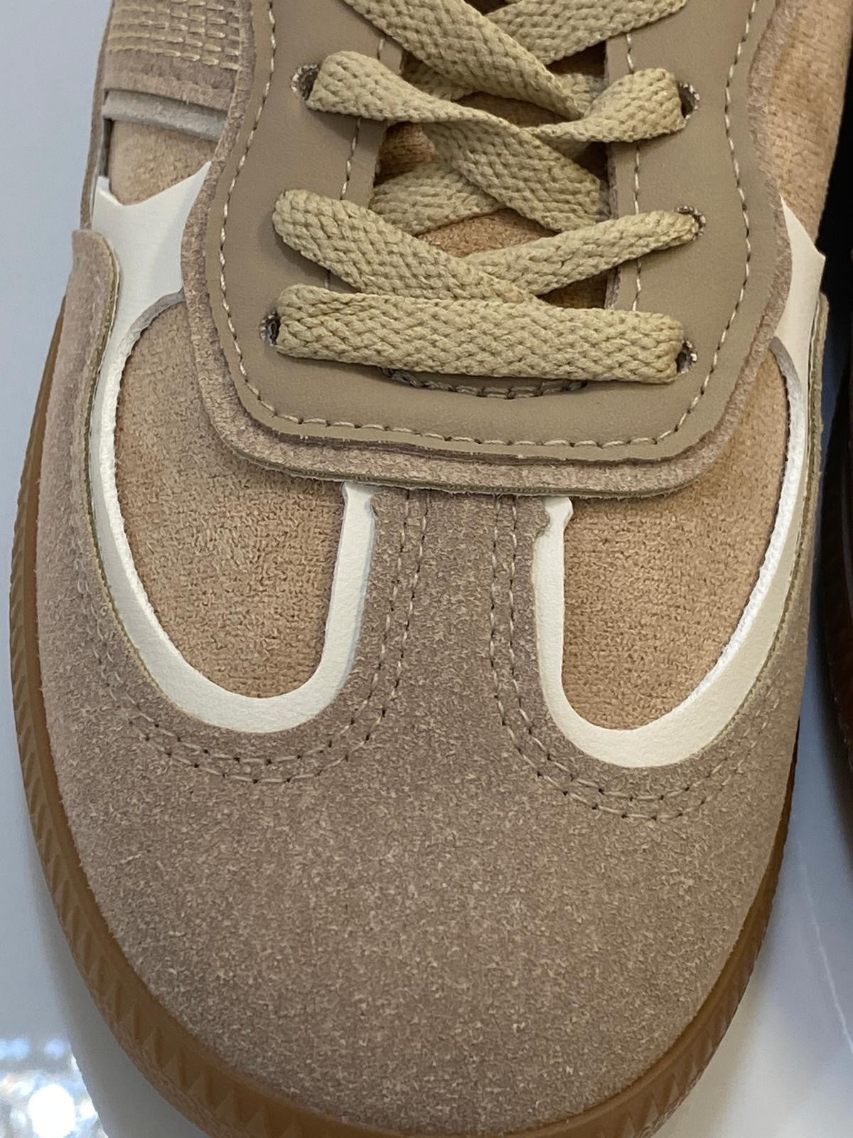 Sneakers scamosciate