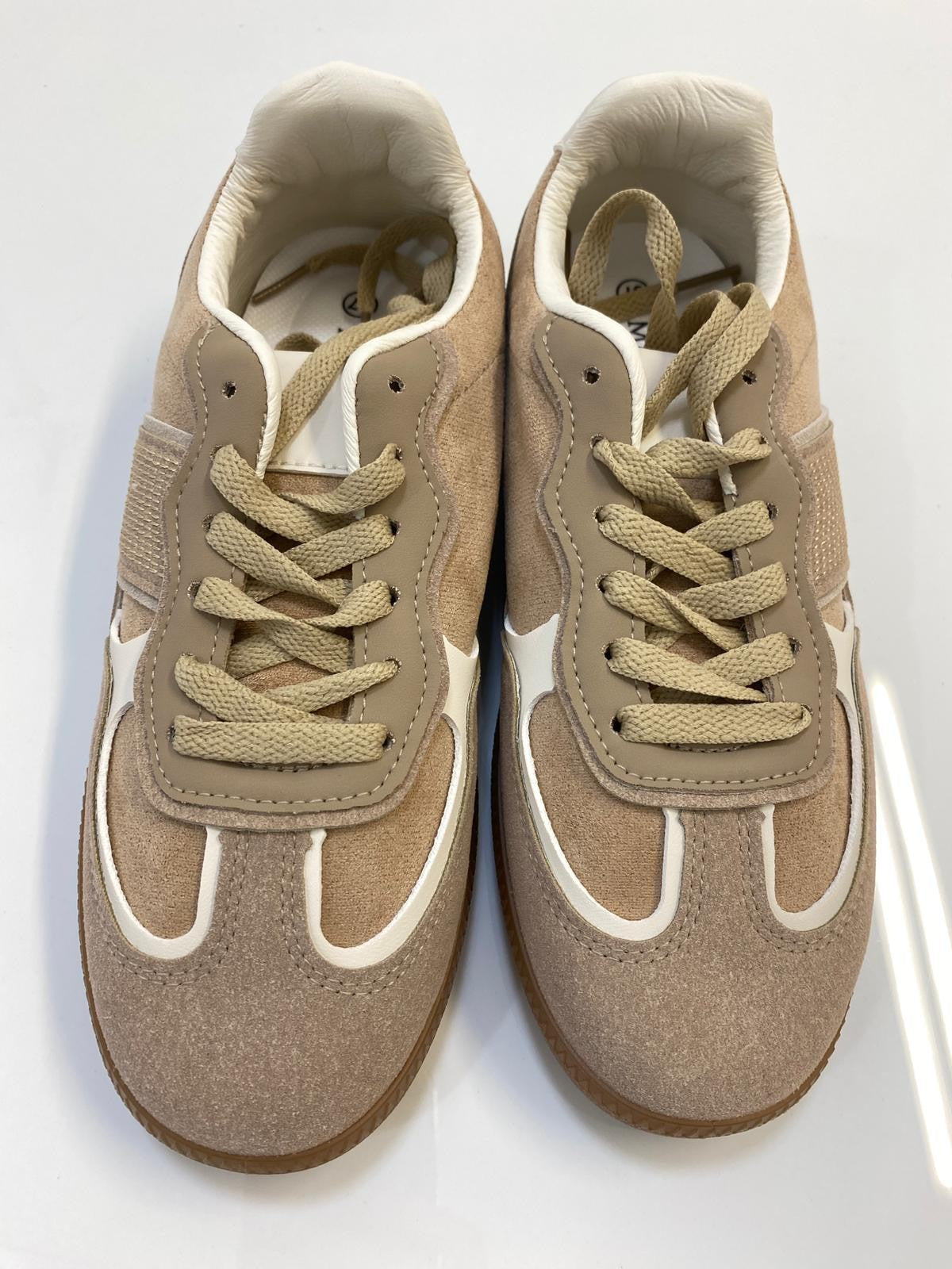 Sneakers scamosciate