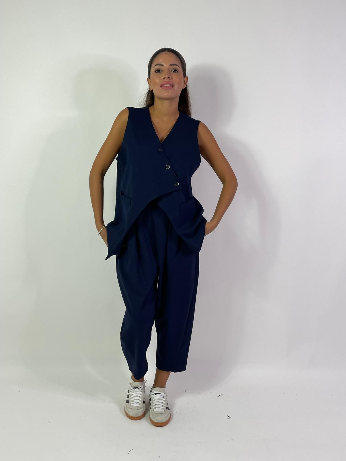 Pantalone a palloncino con pinces