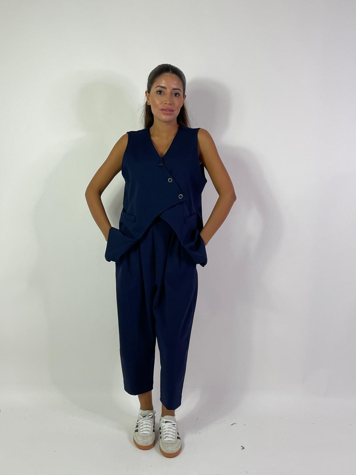 Pantalone a palloncino con pinces