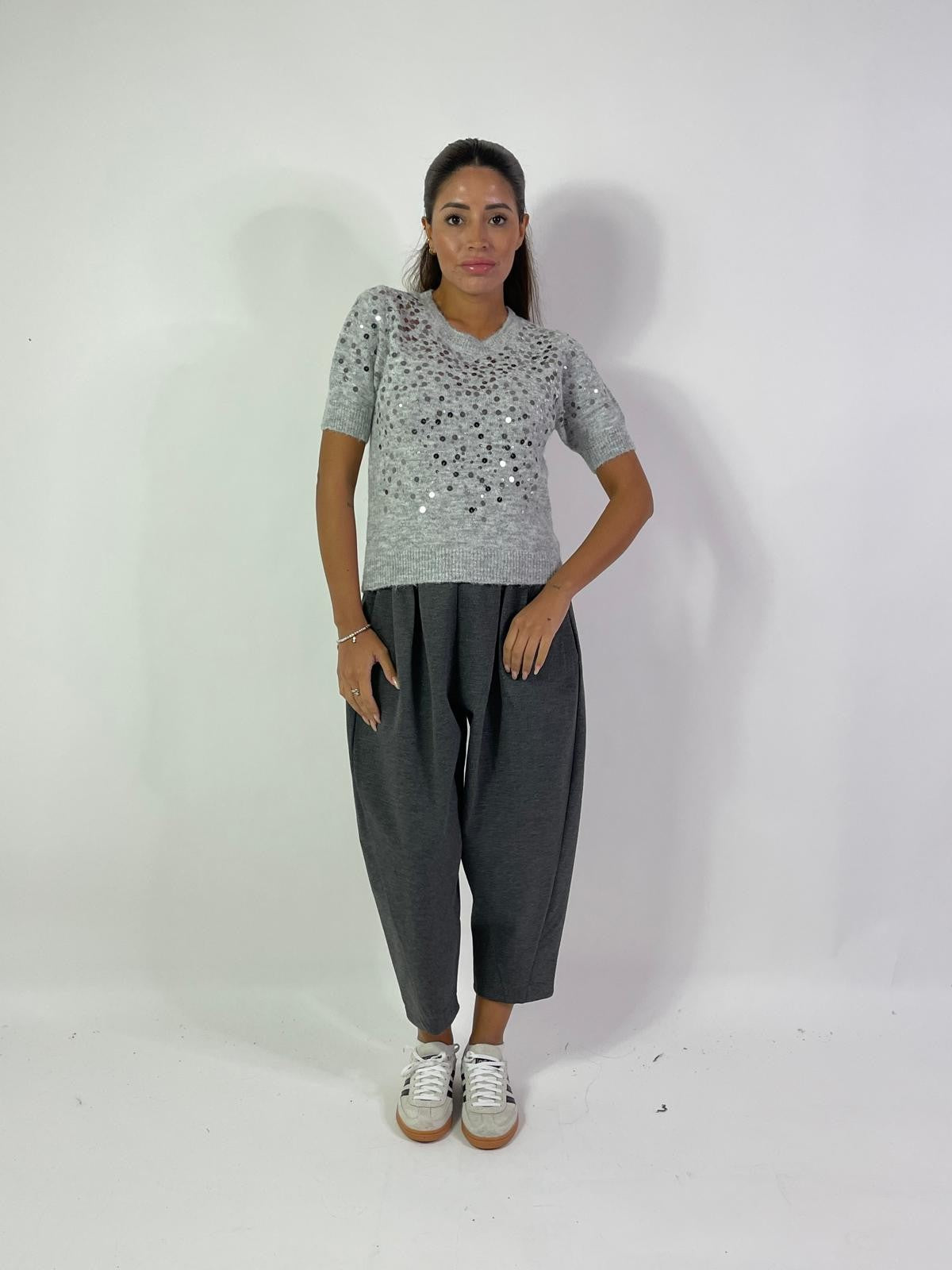 Pantalone a palloncino con pinces