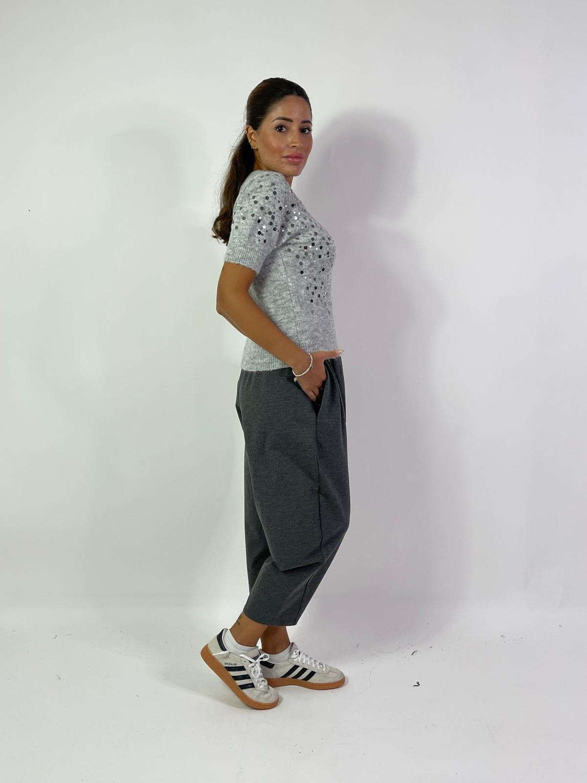 Pantalone a palloncino con pinces