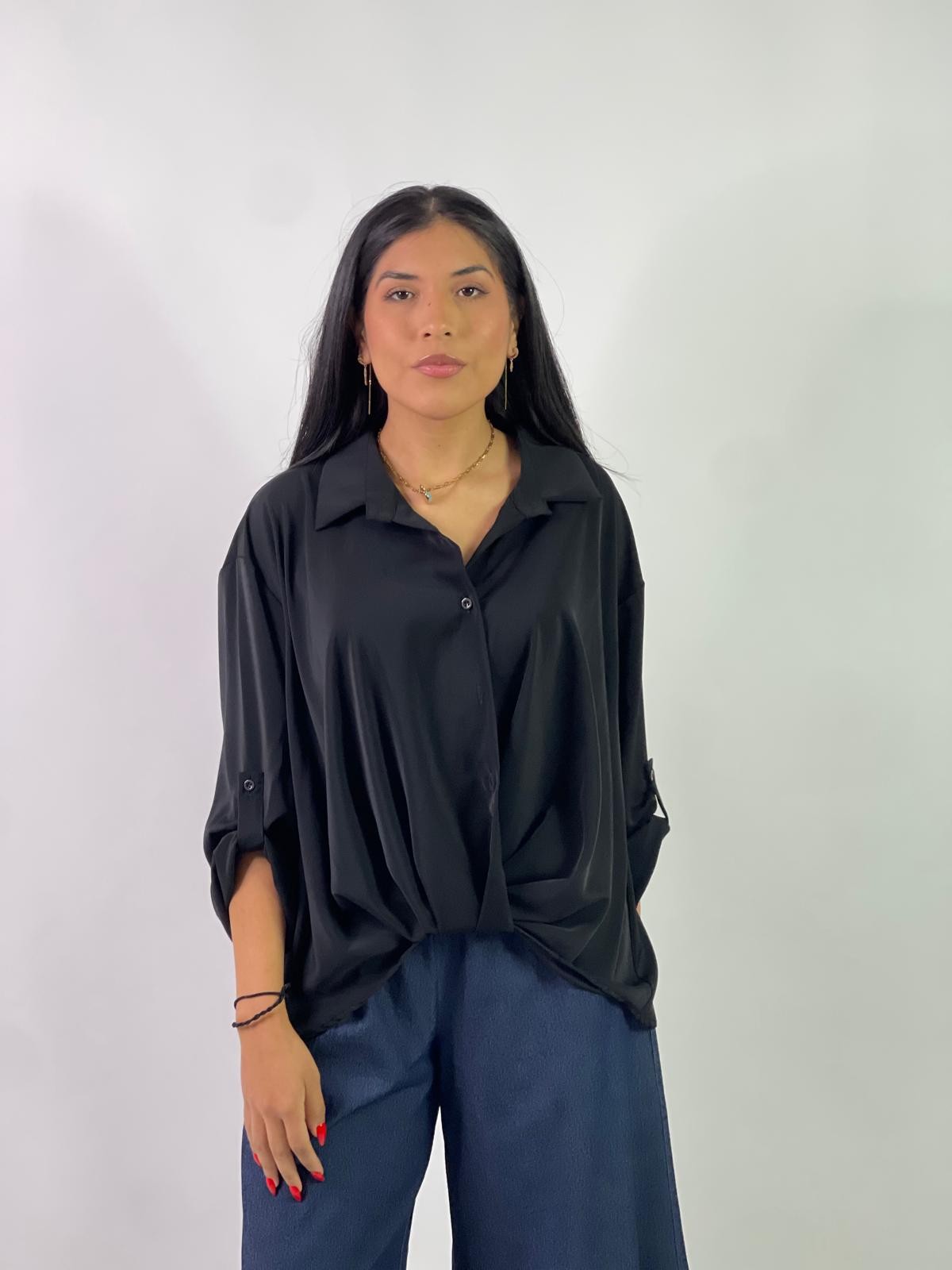 Camicia maniche con risvolto curvy
