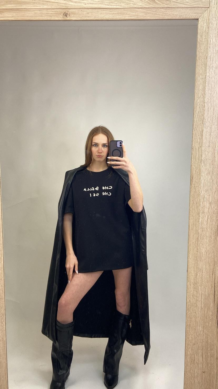 T-shirt con scritta Bella che sei