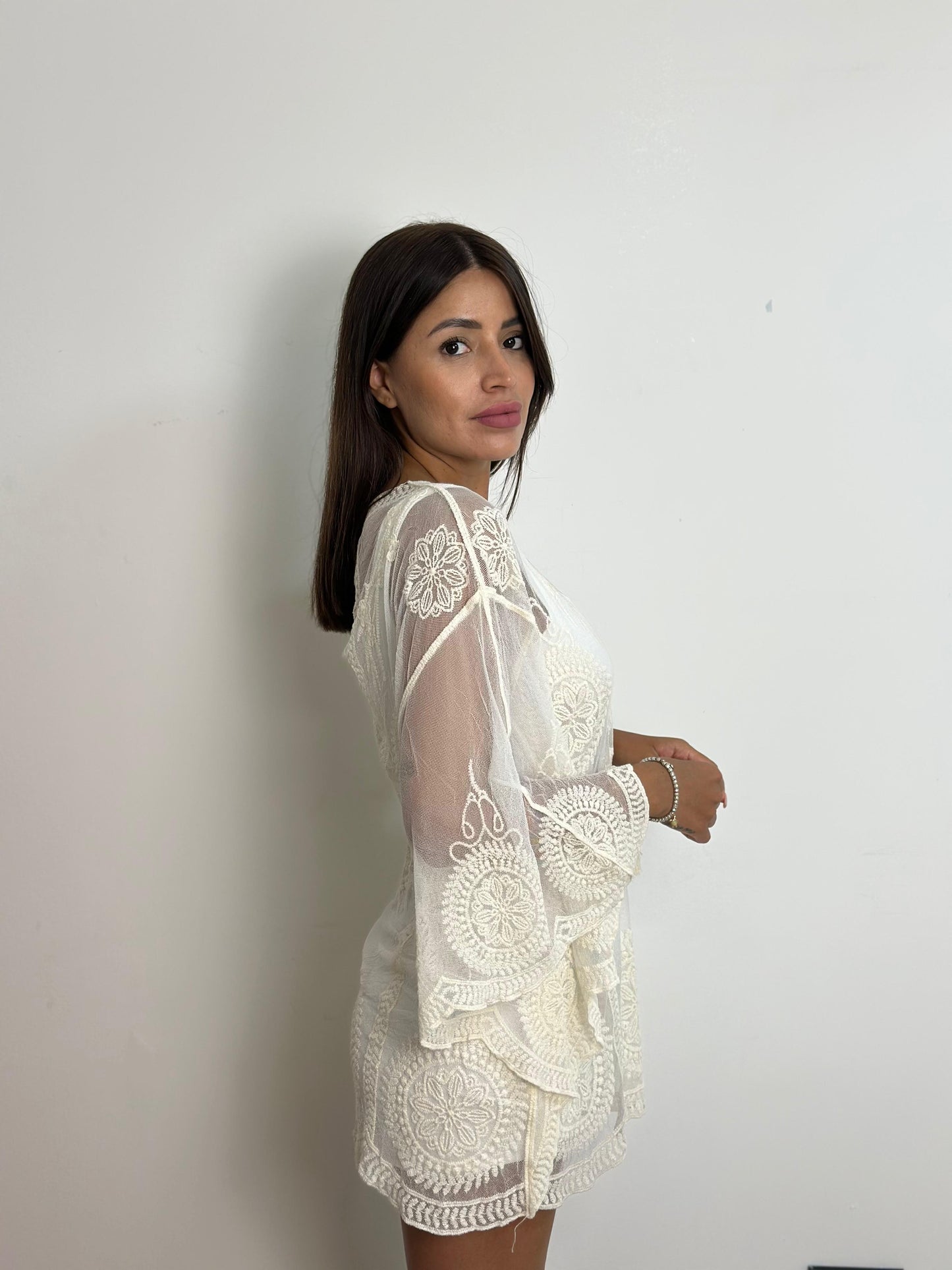 Maglia farfalla con ricami