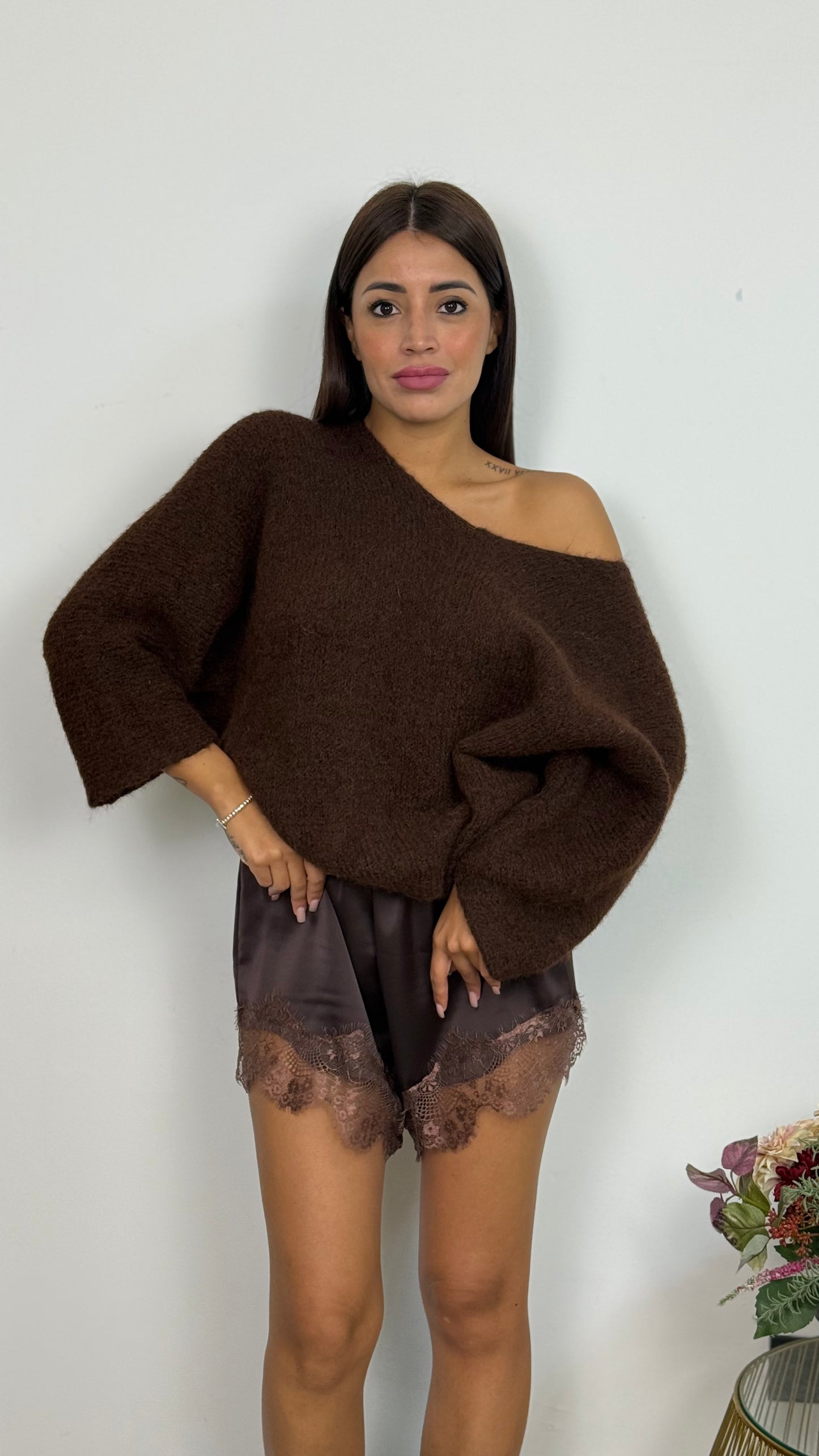 Short con pizzo