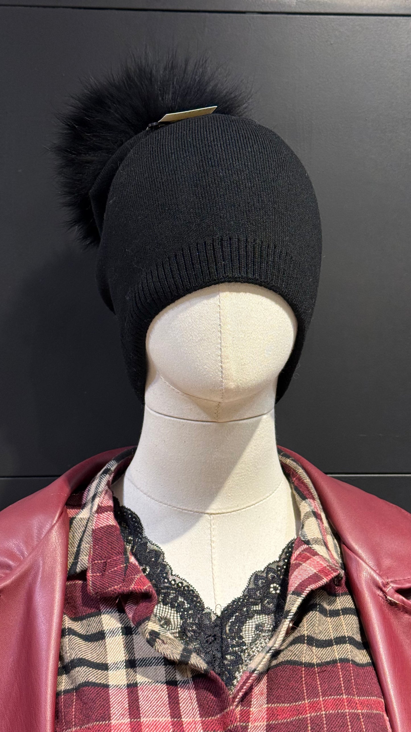 Cappello Misto Cashmere con PonPon