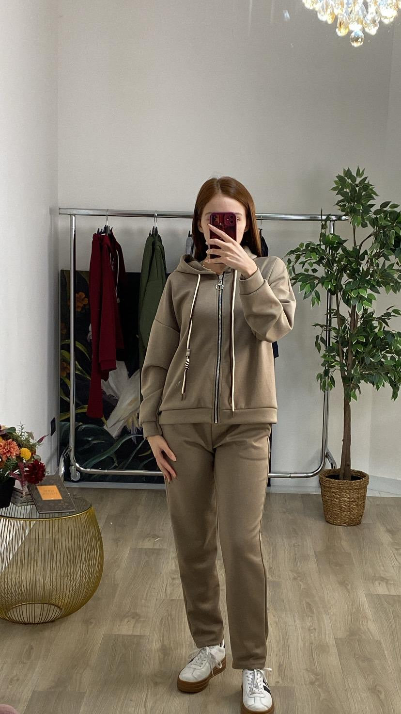 Completo felpa pantalone con doppio lacci