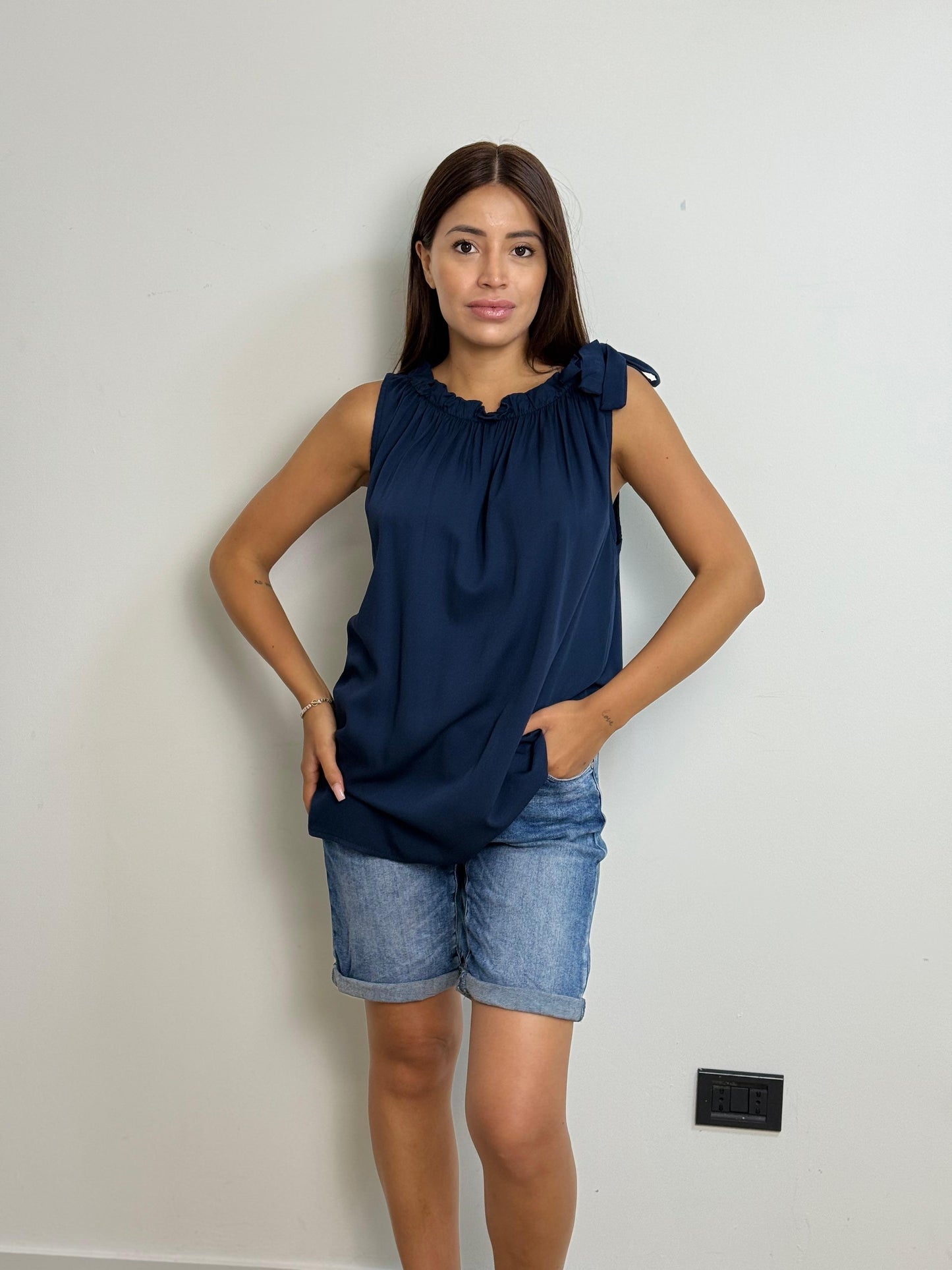 Canotta con fiocco Ilaria