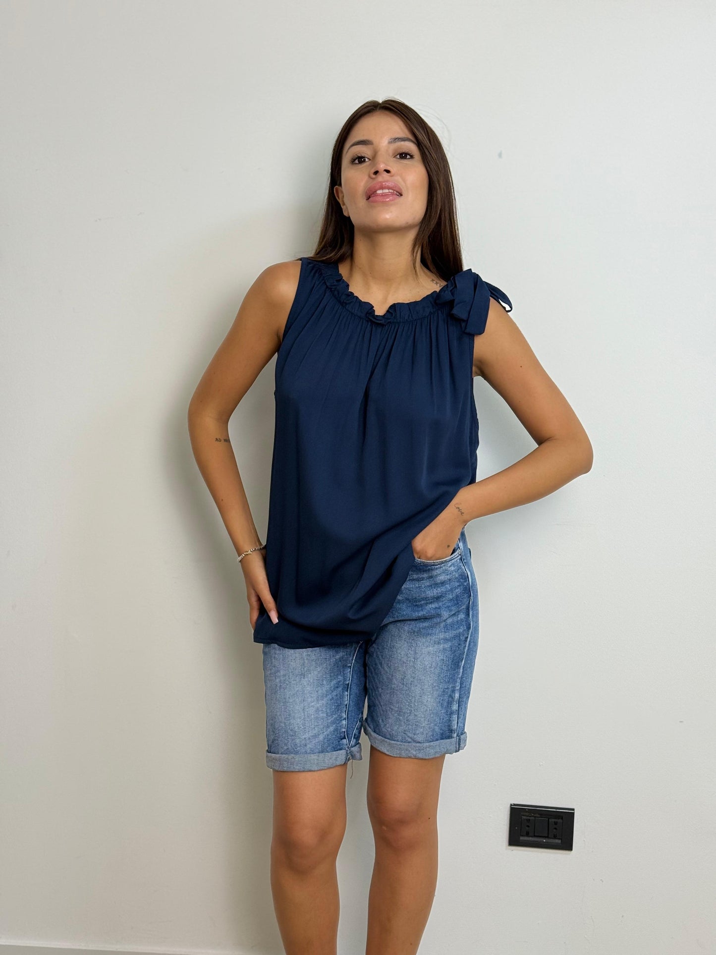 Canotta con fiocco Ilaria