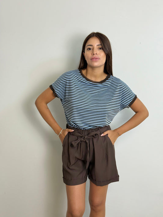 T-shirt bicolore a righe