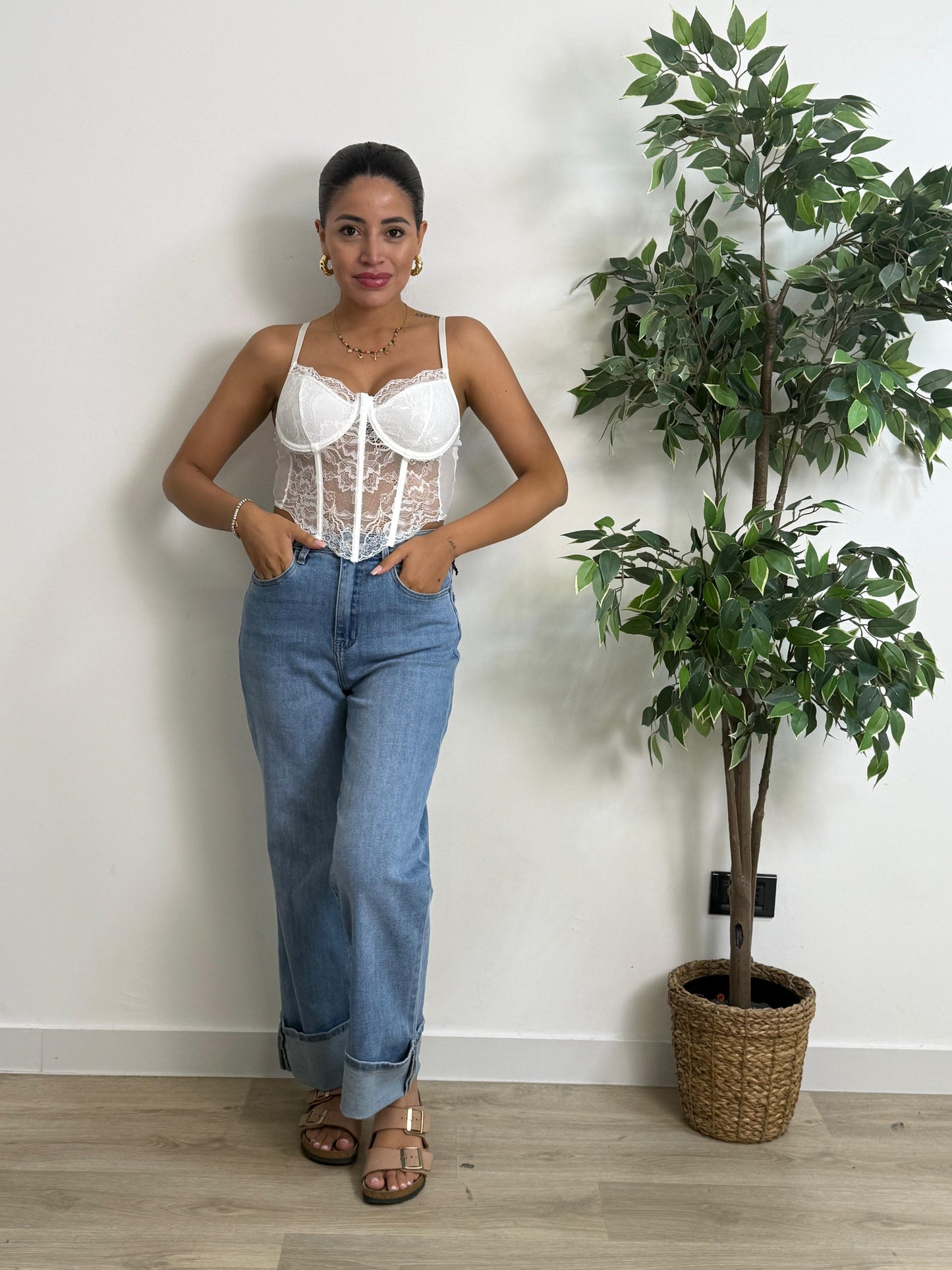 Jeans chiaro con svolto