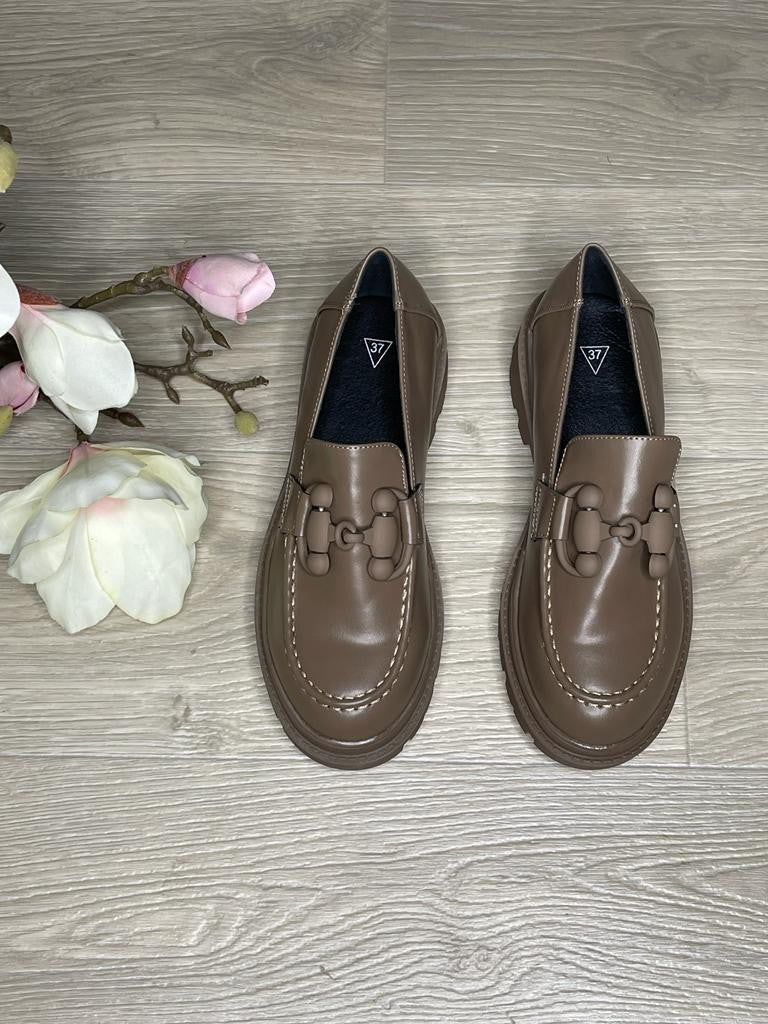 Mocassino con morsetto