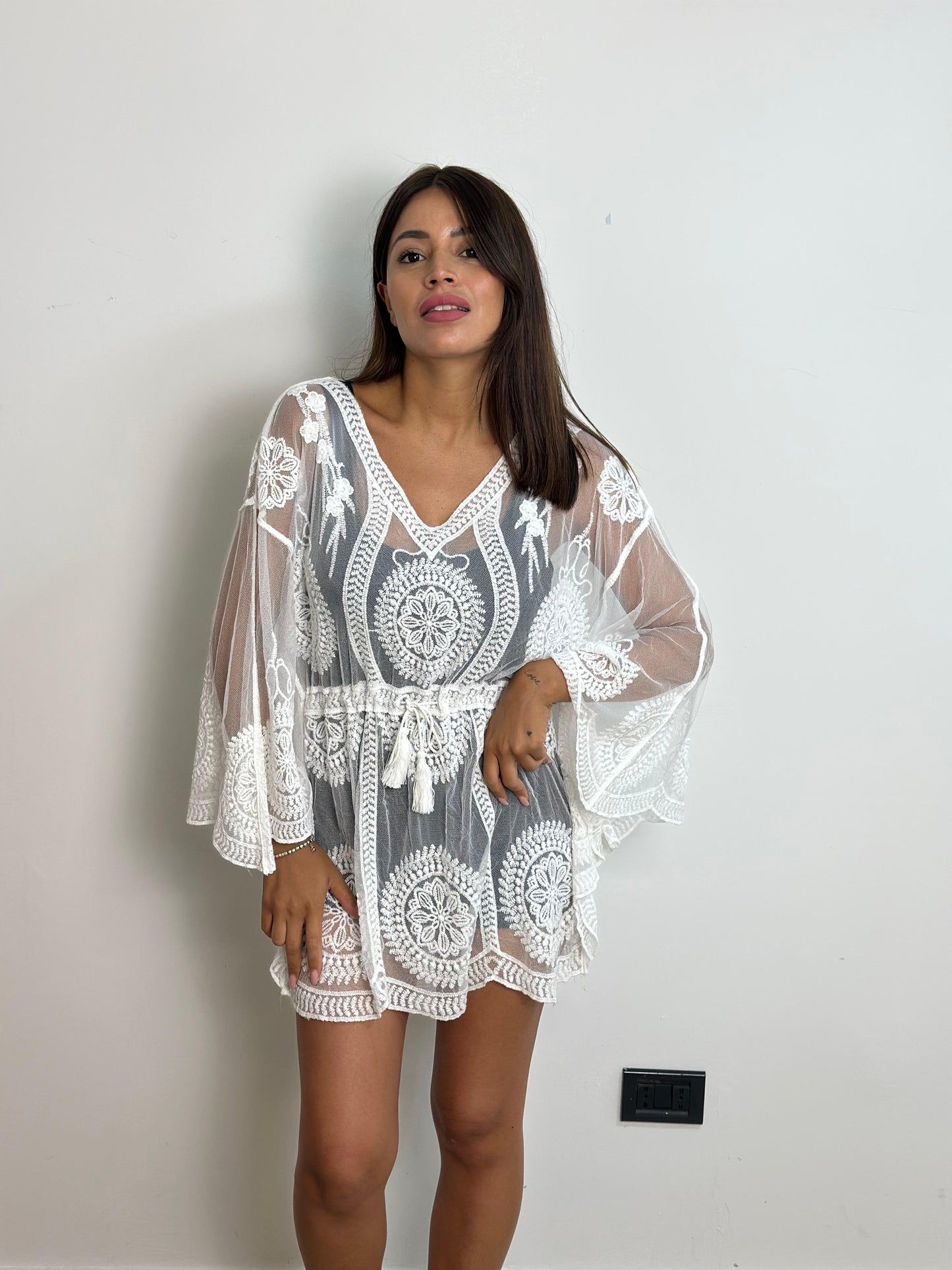 Maglia farfalla con ricami