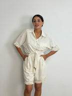 Camicia con cuori ricamati