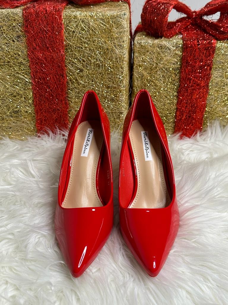 Décolleté in vernice