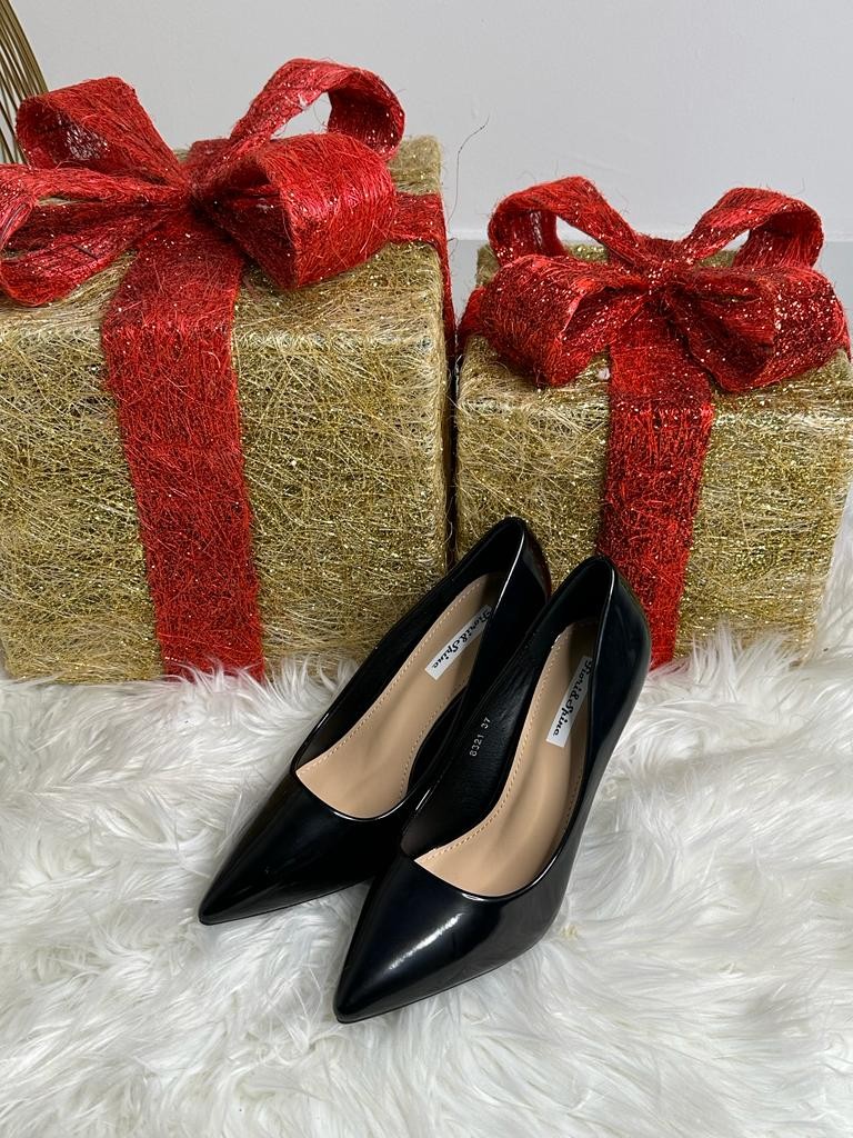 Décolleté in vernice