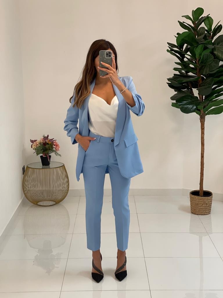 Pantalone a sigaretta