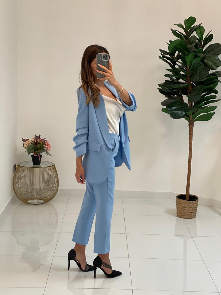 Pantalone a sigaretta