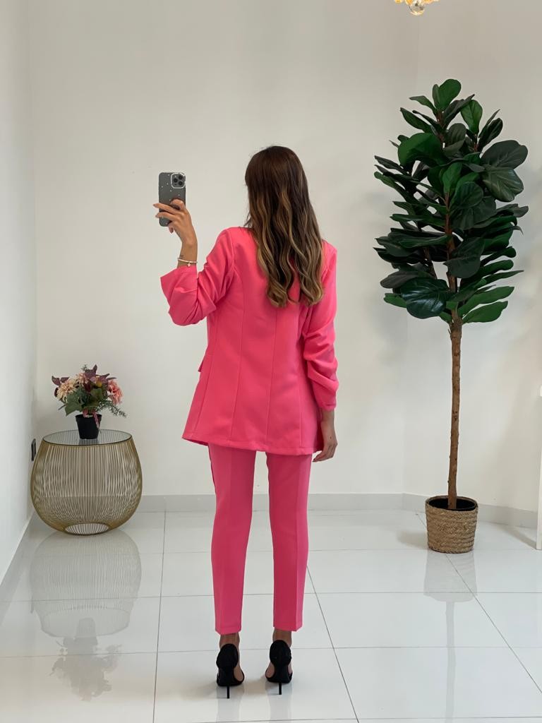 Pantalone a sigaretta