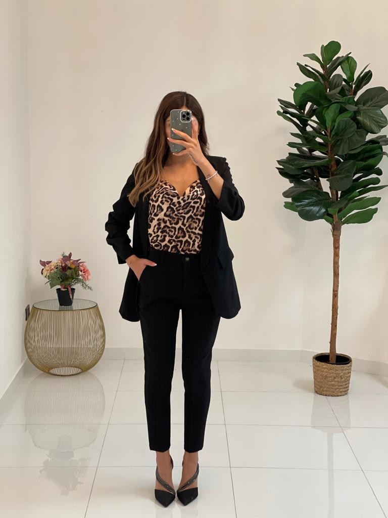 Pantalone a sigaretta