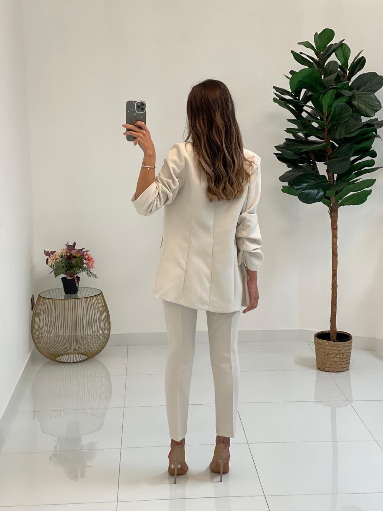 Pantalone a sigaretta