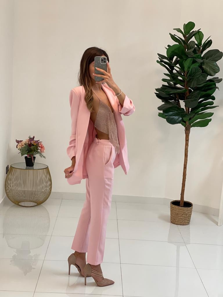 Pantalone a sigaretta