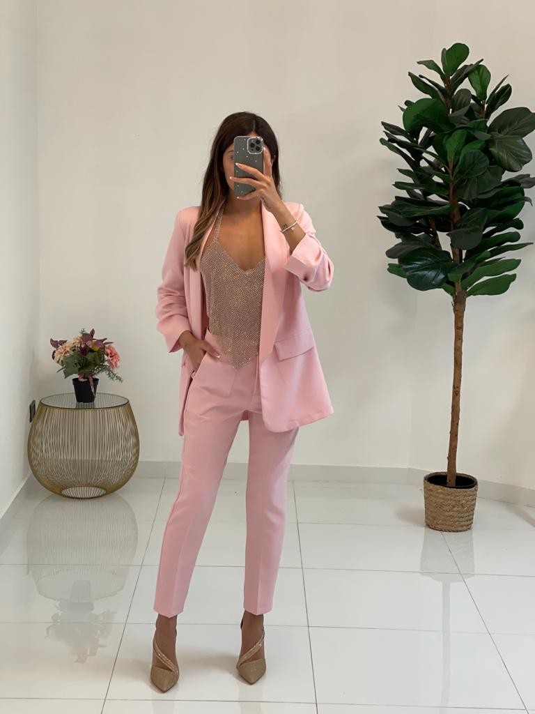 Pantalone a sigaretta