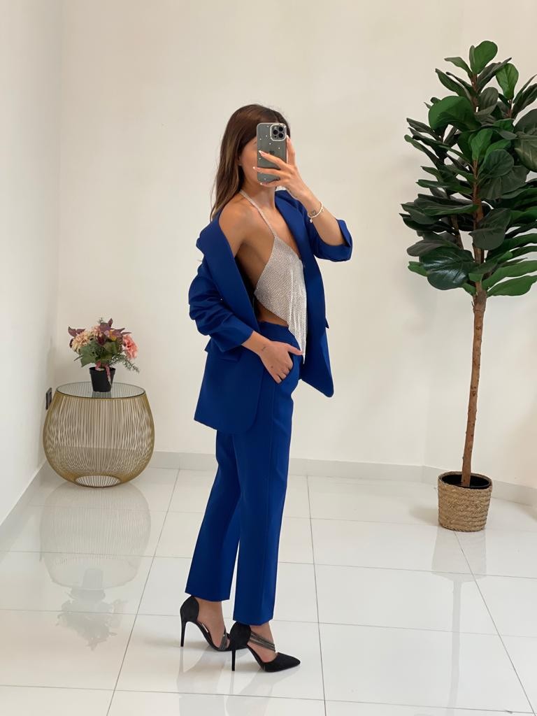 Pantalone a sigaretta
