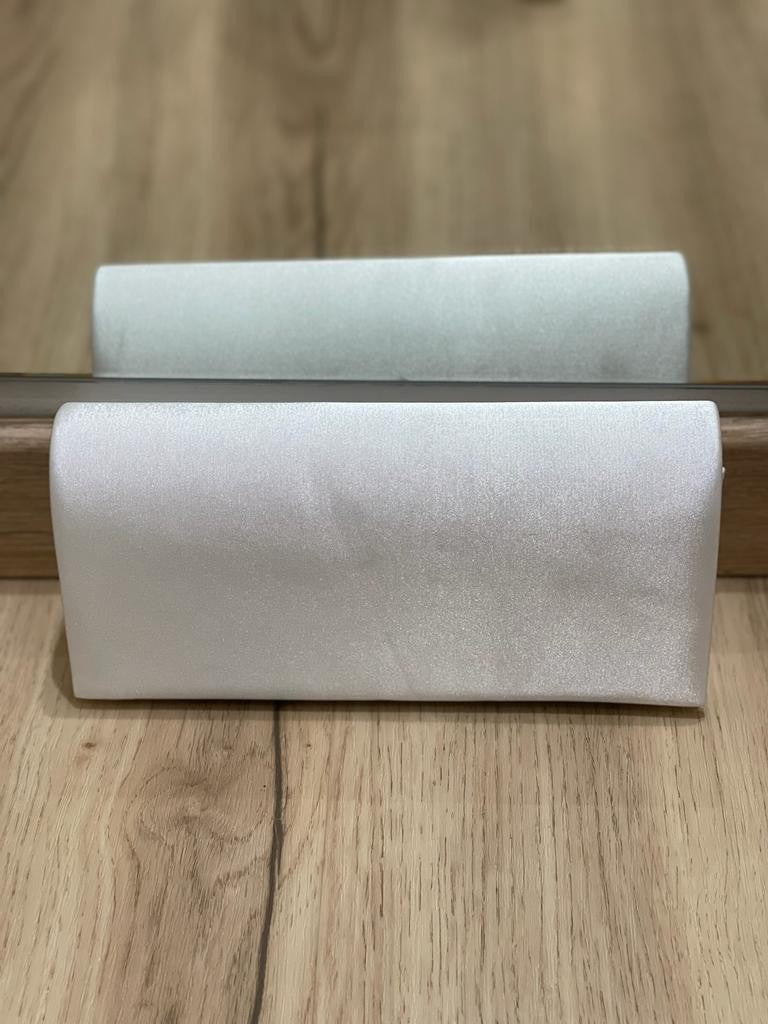 Pochette a mano