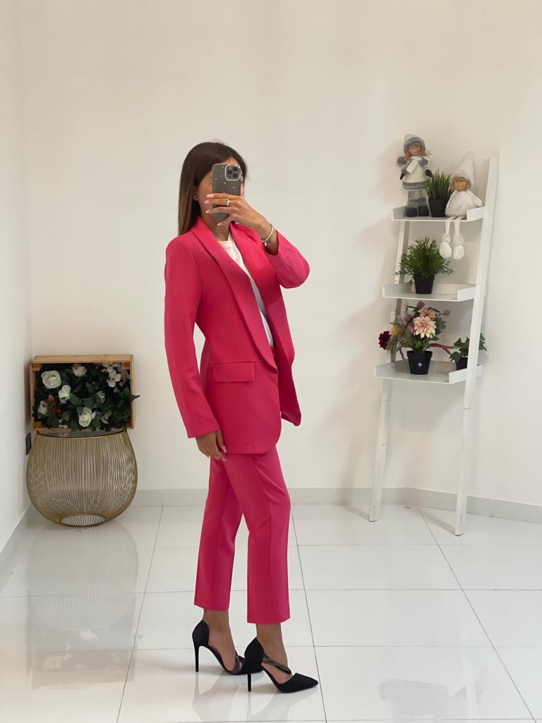 Pantalone a sigaretta