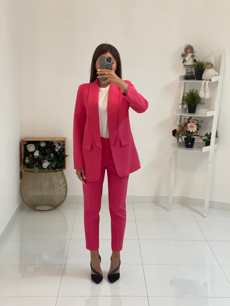 Pantalone a sigaretta