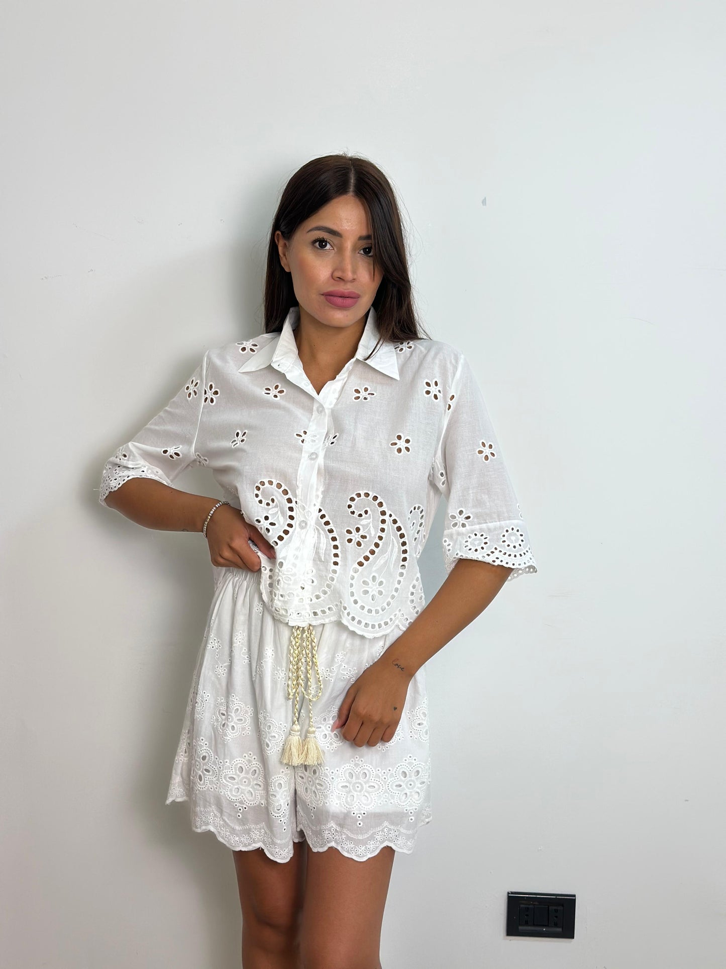Camicia corta sangallo